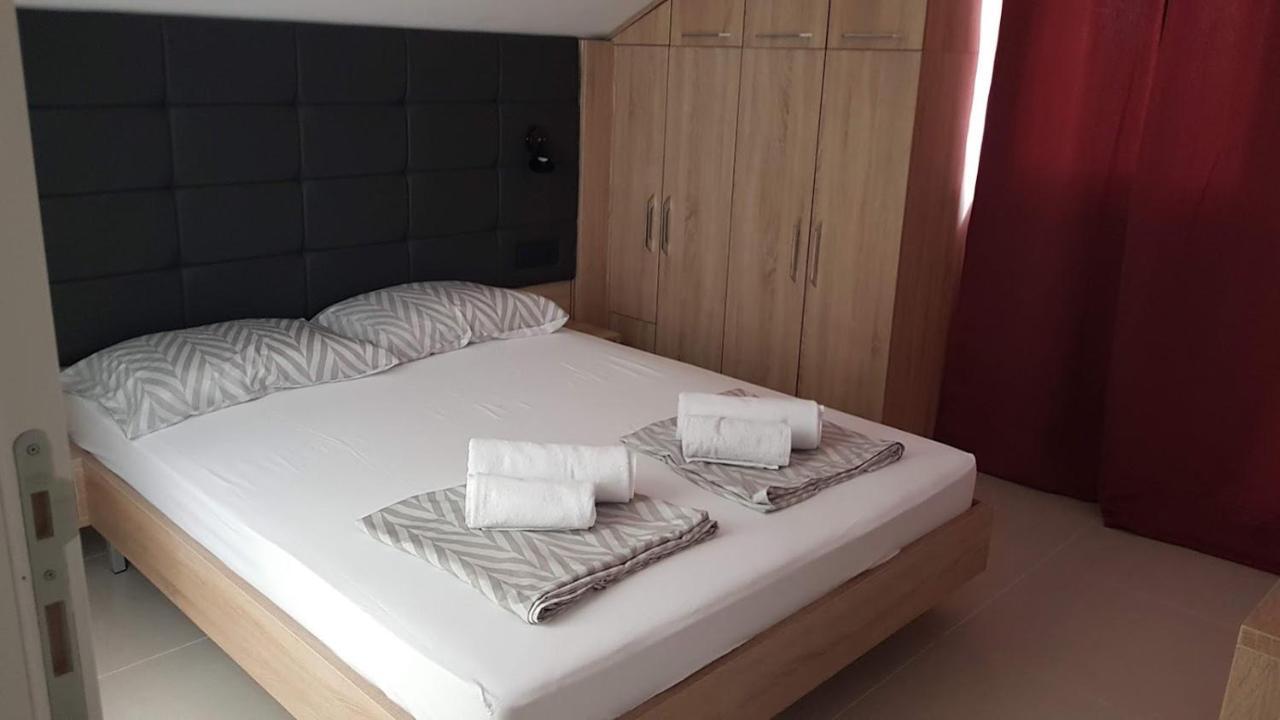 Elizabeta Deluxe Rooms Биоград-на-Мору Экстерьер фото