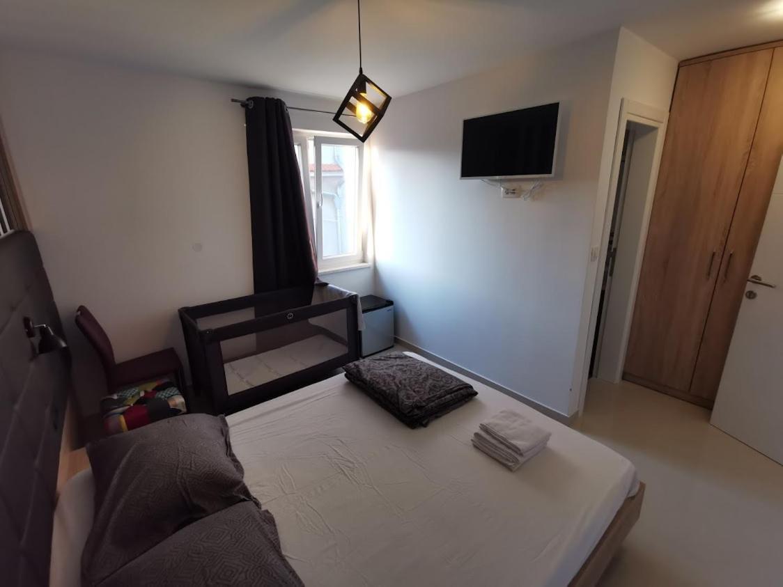 Elizabeta Deluxe Rooms Биоград-на-Мору Экстерьер фото